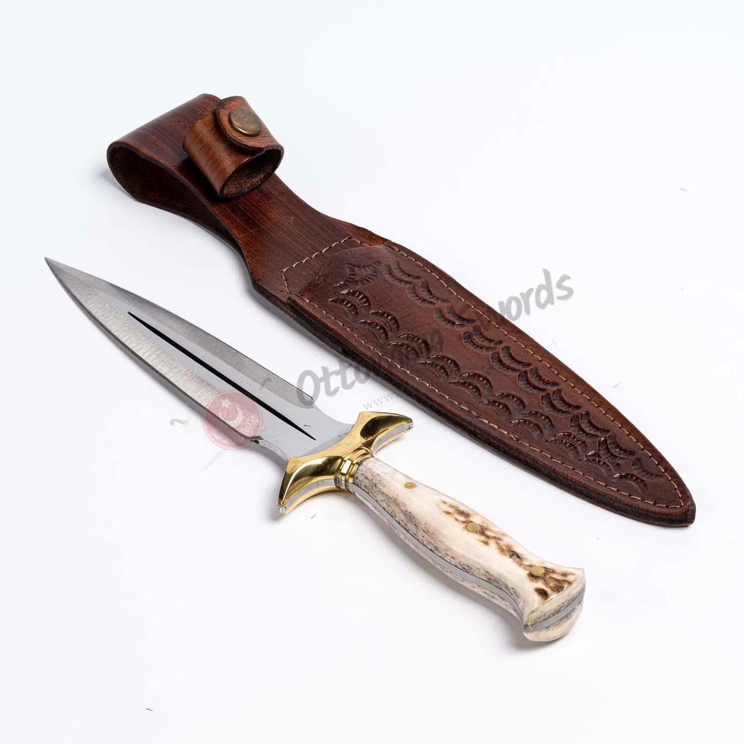 Deer Antler Handle Double Edged Hunter Dagger