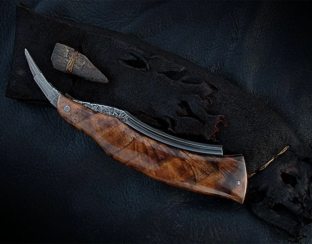 Dylan Farnham Crystalline textured Straight Razor