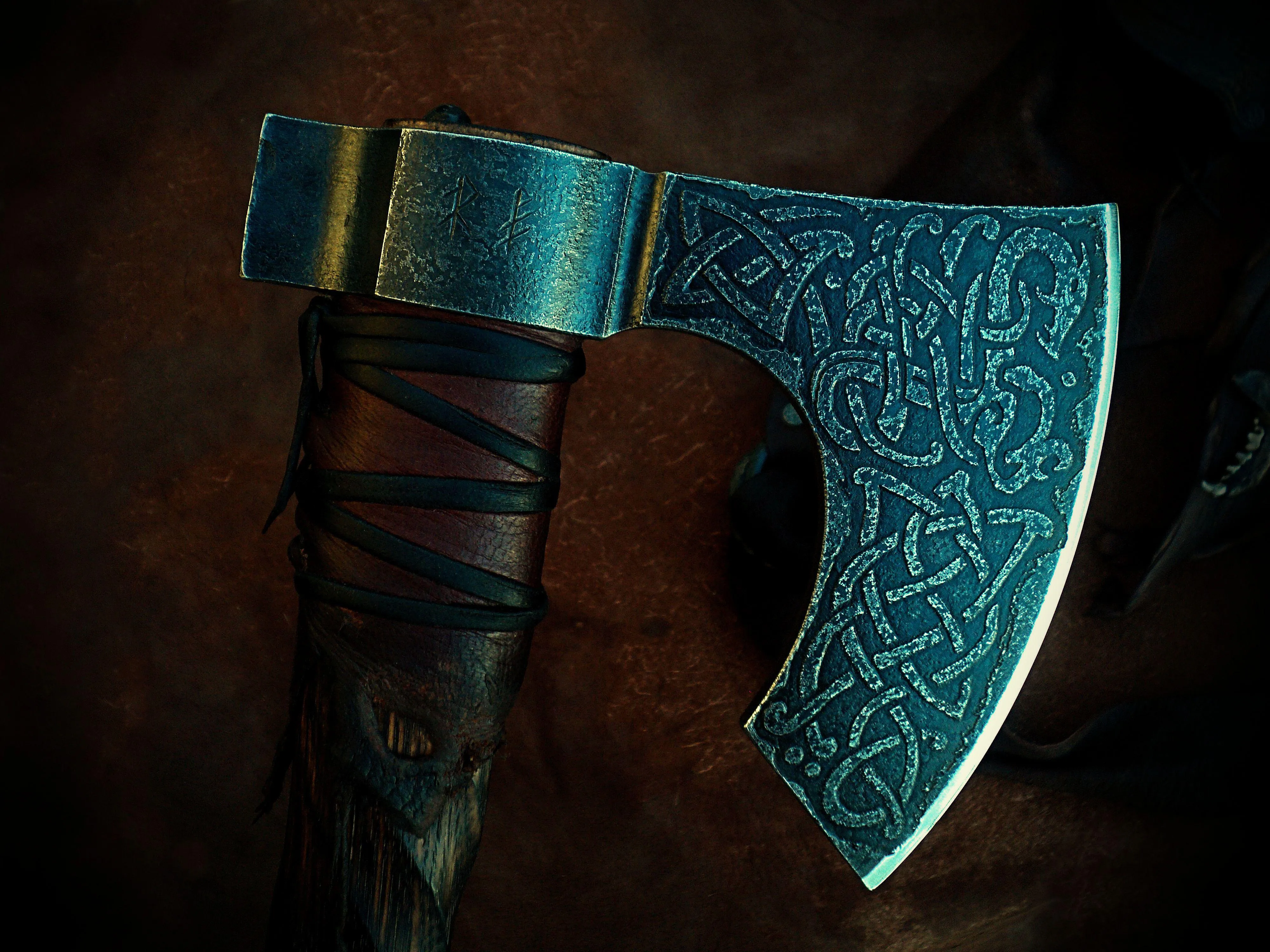 Dylan Farnham Custom Viking Ax
